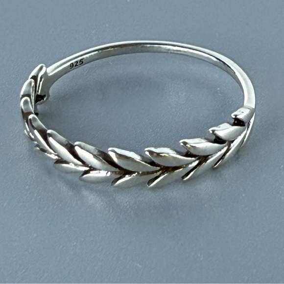 Sterling Silver Braided Ring - Picture 10 of 10